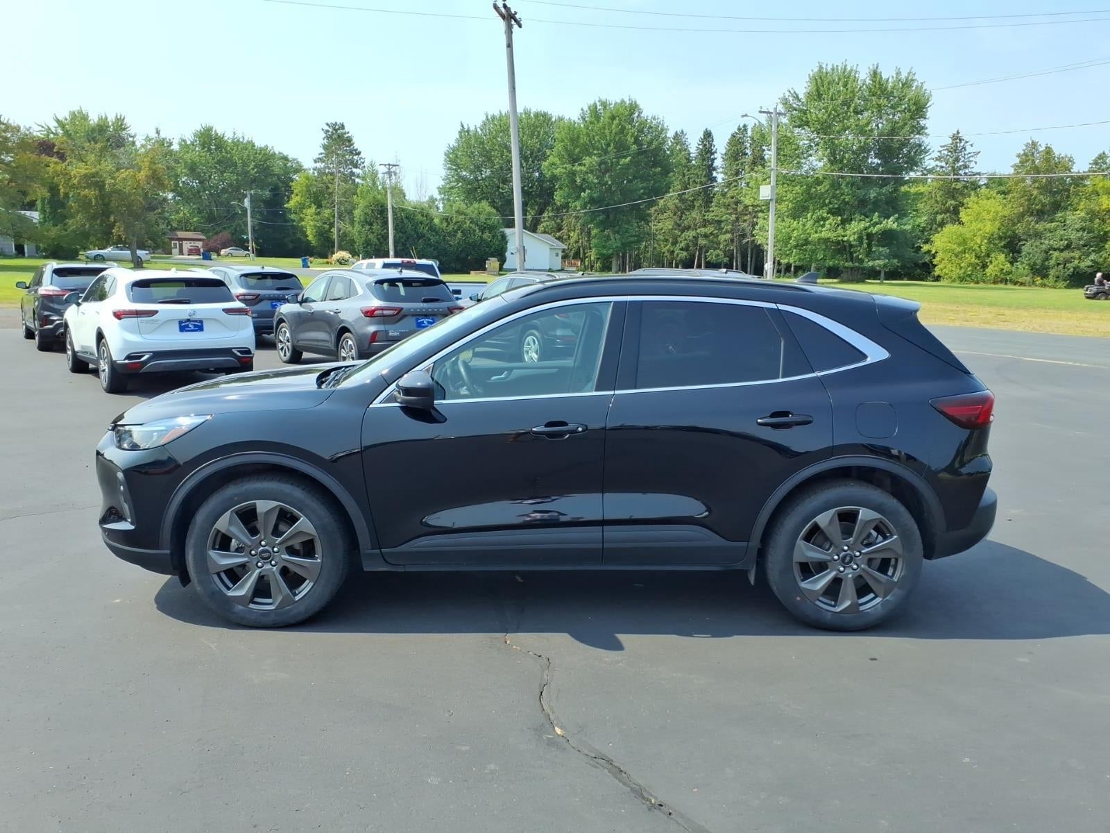 2024 Ford Escape Platinum