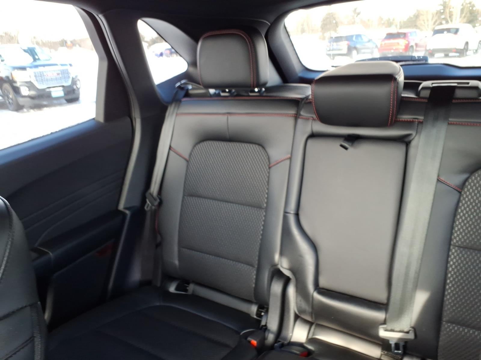 2025 Ford Escape Hybrid ST-Line Select