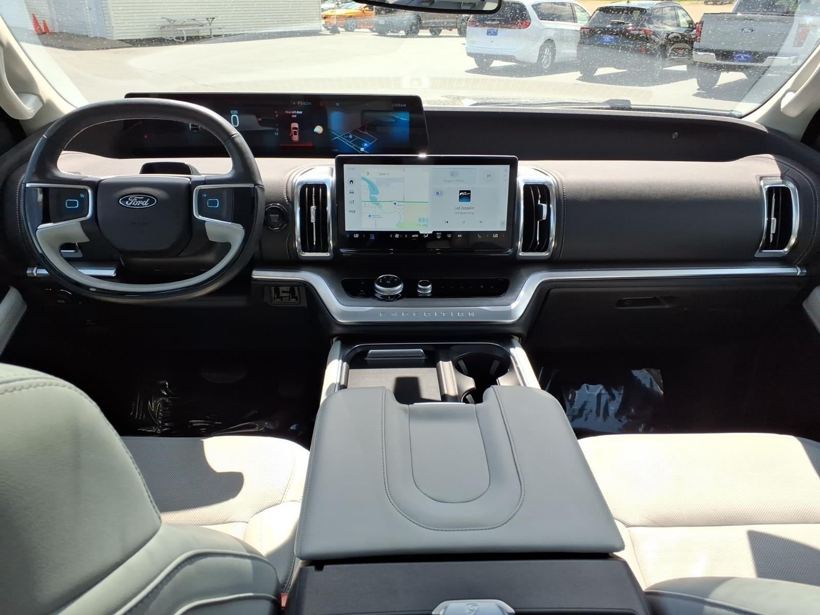 2025 Ford Expedition Max Platinum