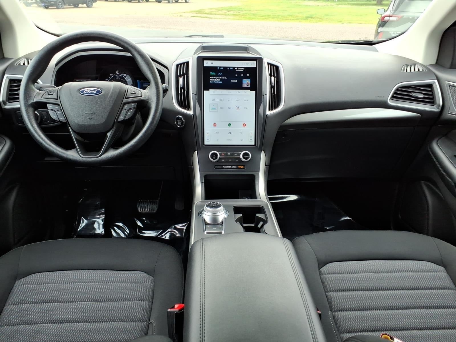 2023 Ford Edge SE
