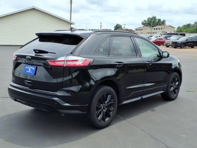 2023 Ford Edge SE