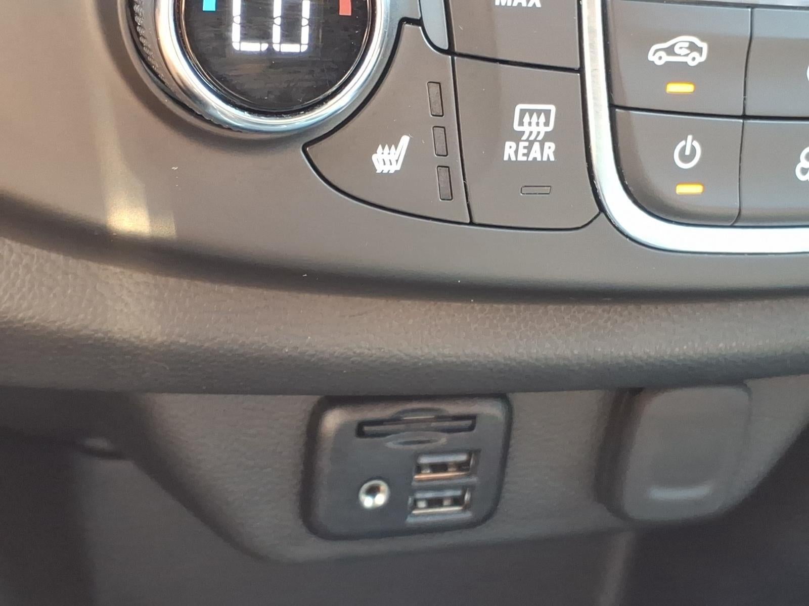 2023 Chevrolet Traverse AWD LT Leather