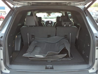 2023 Chevrolet Traverse AWD LT Leather