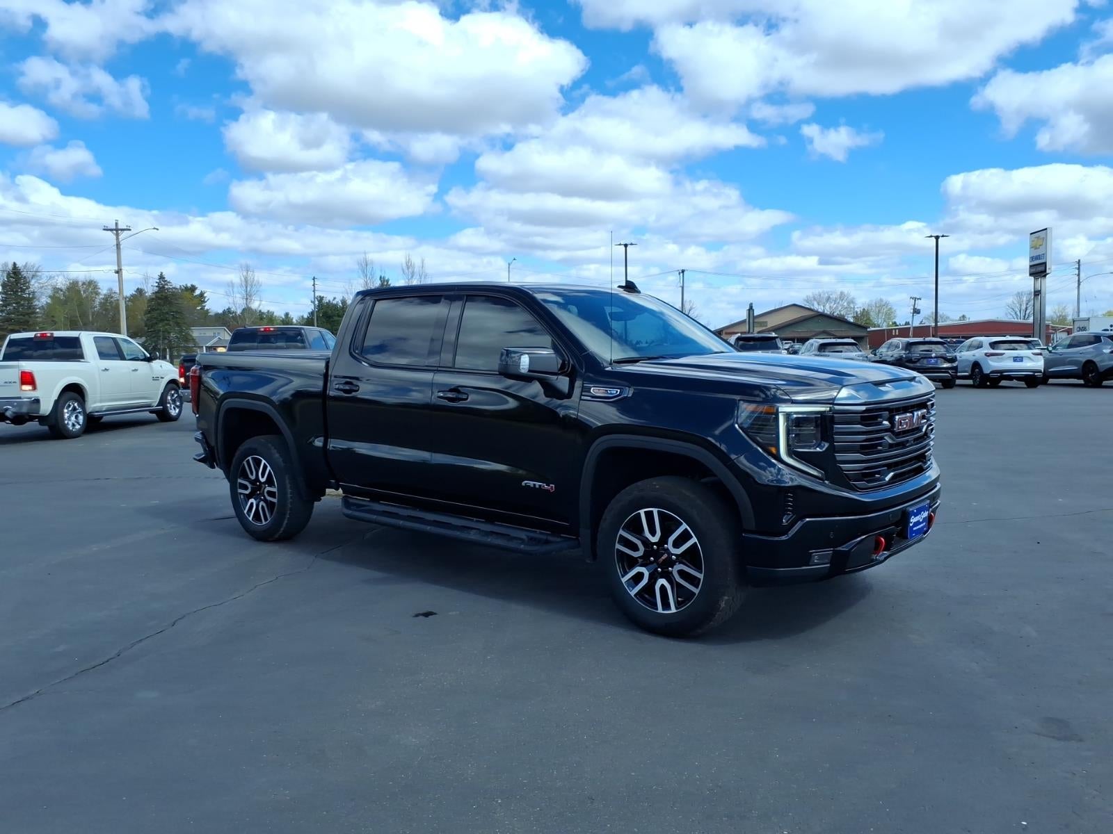 2024 GMC Sierra 1500 AT4