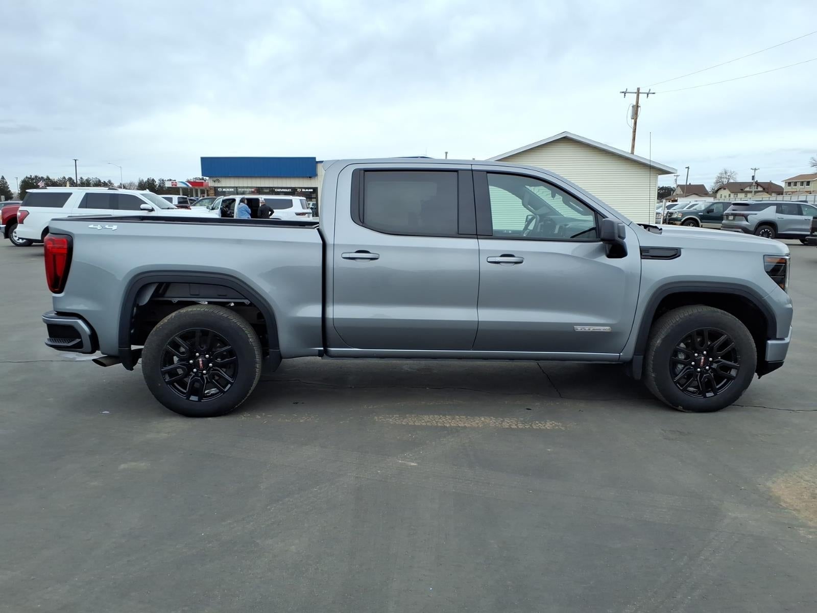 2024 GMC Sierra 1500 Elevation