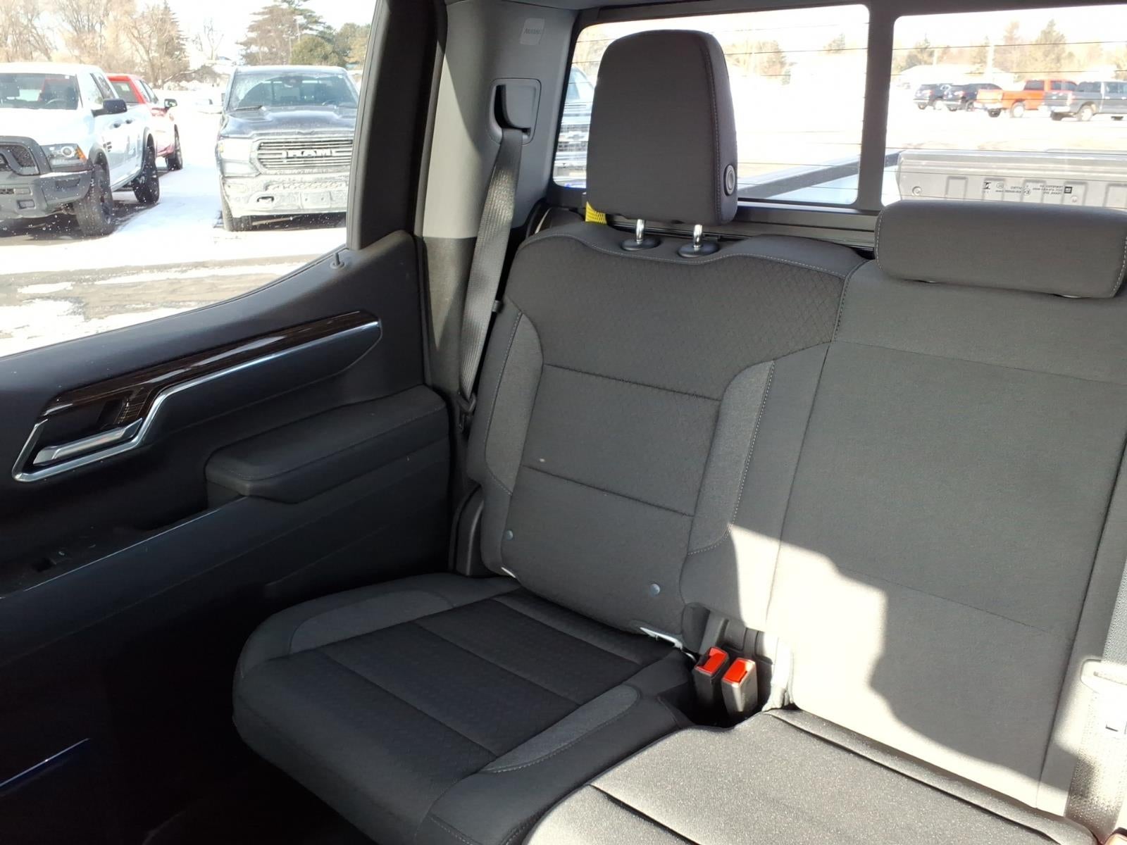 2025 GMC Sierra 1500 SLE