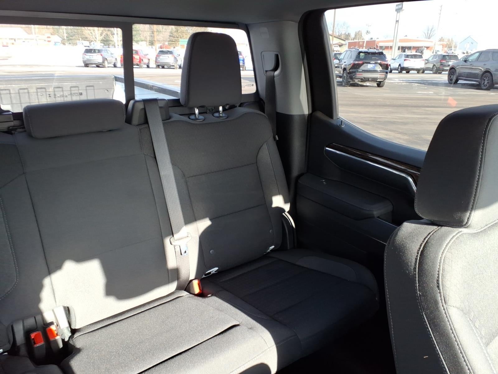 2025 GMC Sierra 1500 SLE