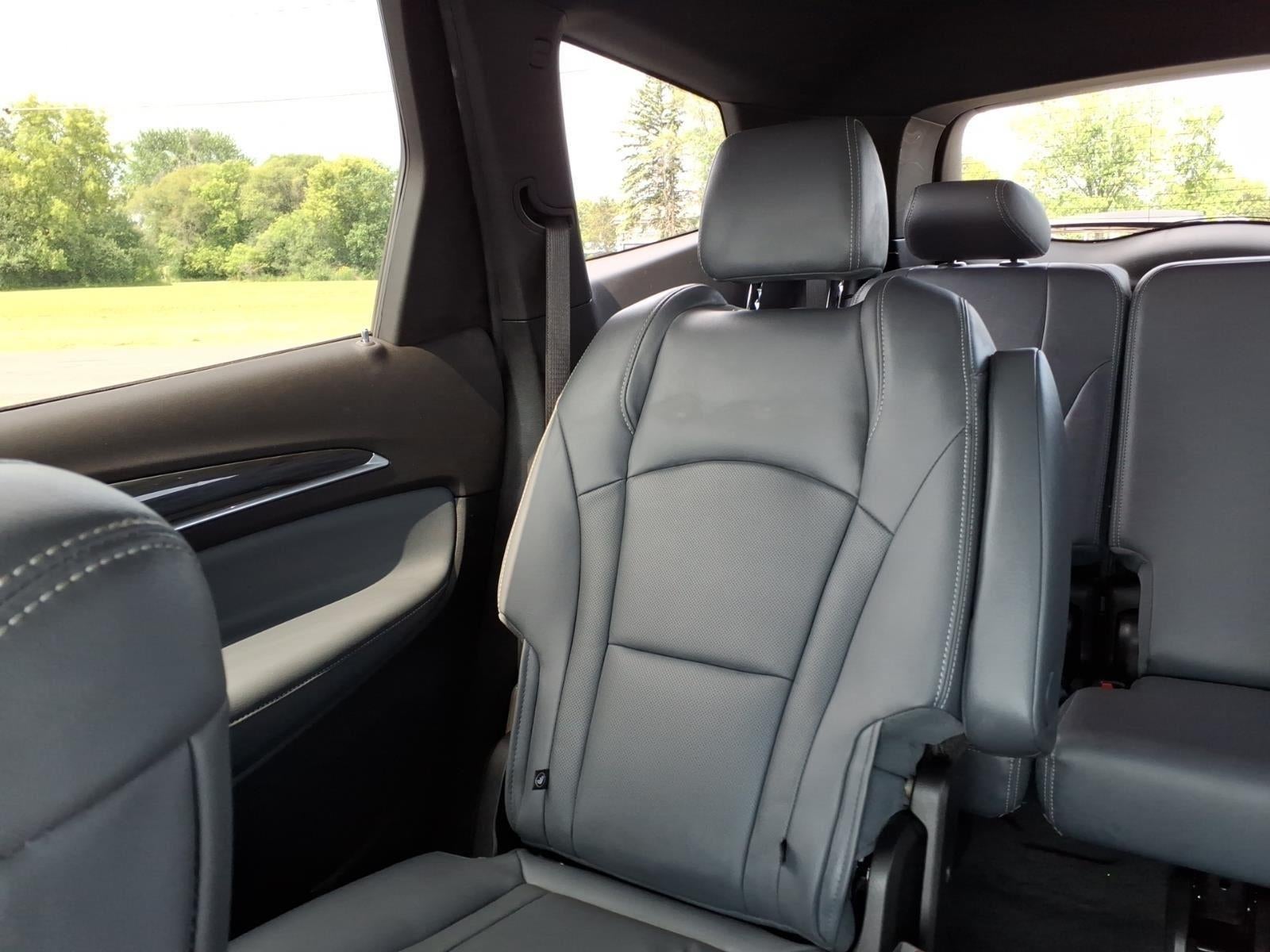 2023 Buick Enclave Essence AWD