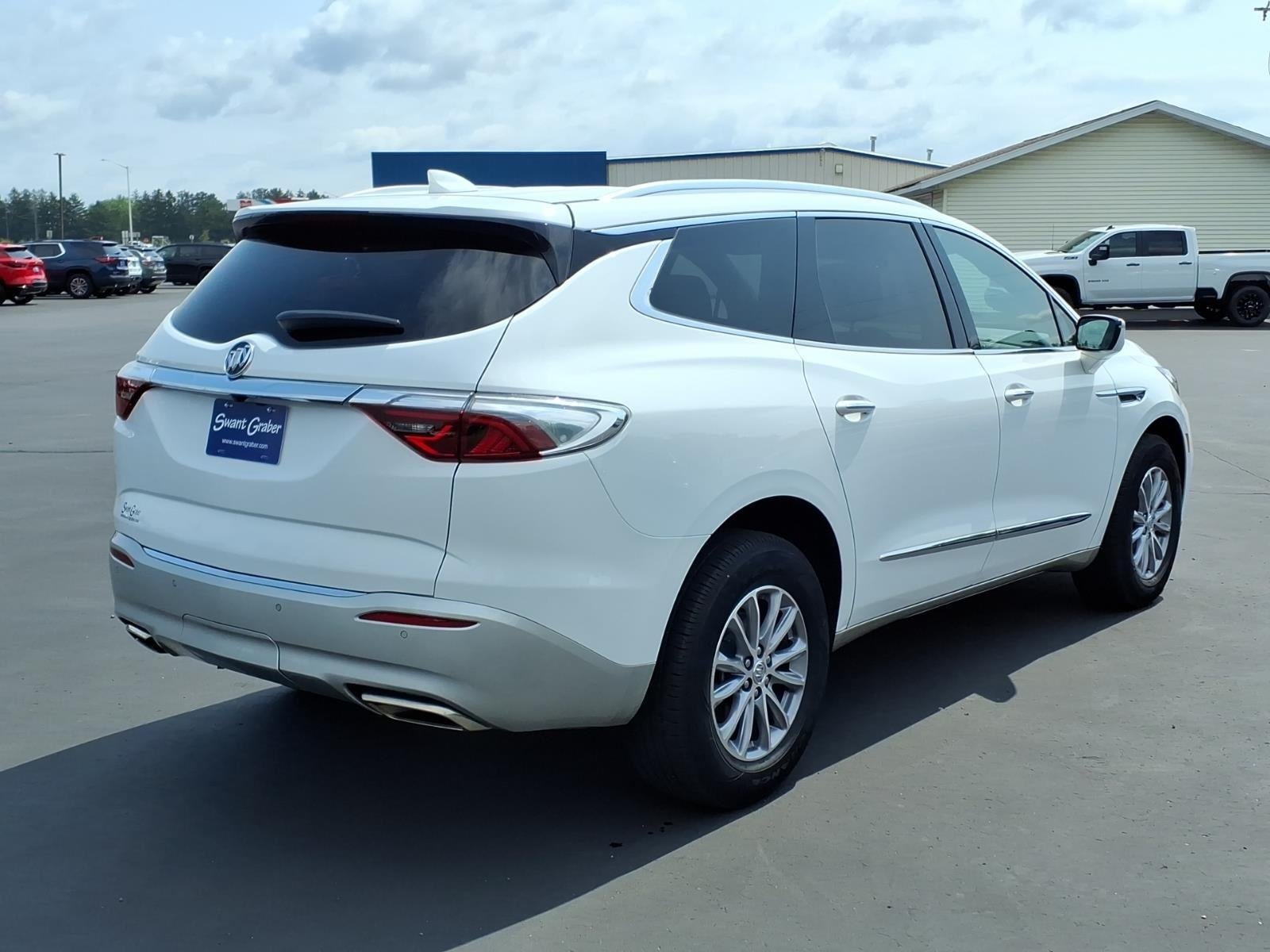 2023 Buick Enclave Essence AWD