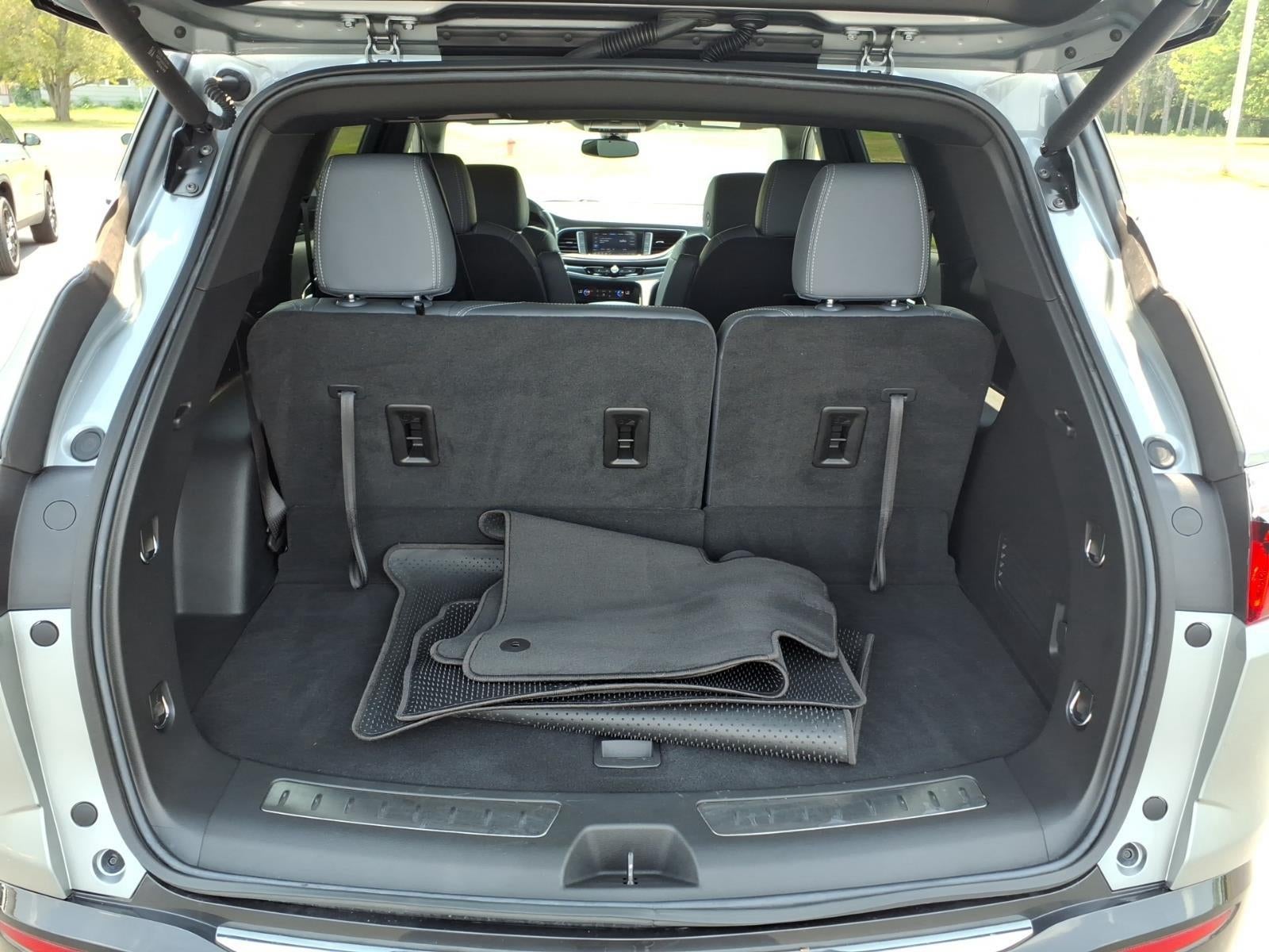 2023 Buick Enclave Essence AWD